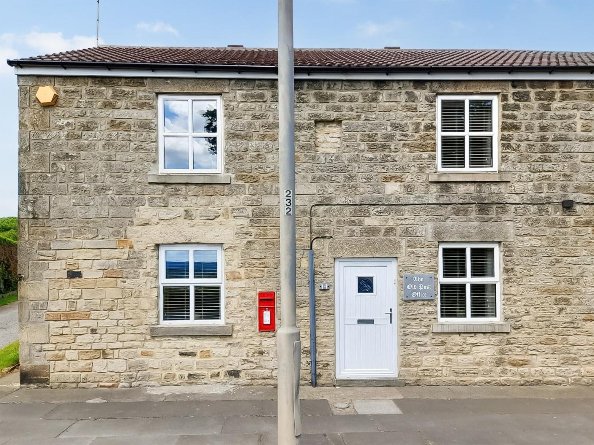 The Old Post Office Villa Fir Tree Exterior photo